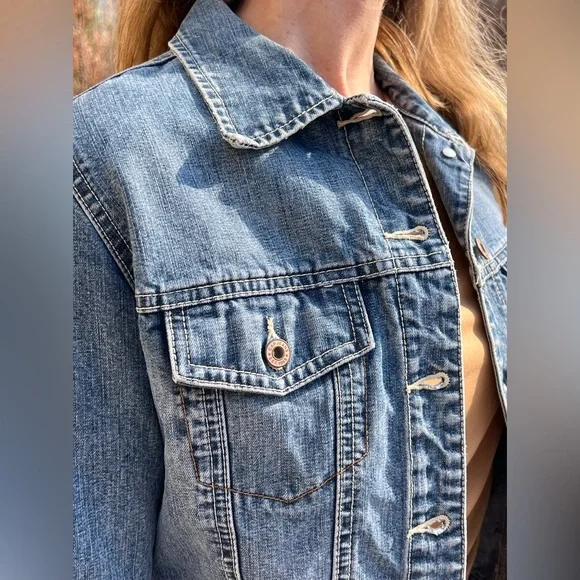 GAP Vintage Y2K Cropped Denim Jacket SZ S! EUC! - Picture 7 of 16